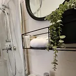 The-point Lovely In Center Of Apartment Bucharest