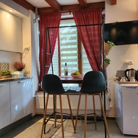 The-point Lovely In Center Of