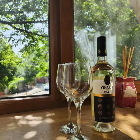 The-point Lovely In Center Of