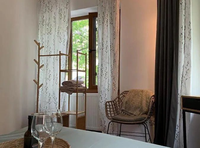 The-point Lovely In Center Of Apartament Bucureşti