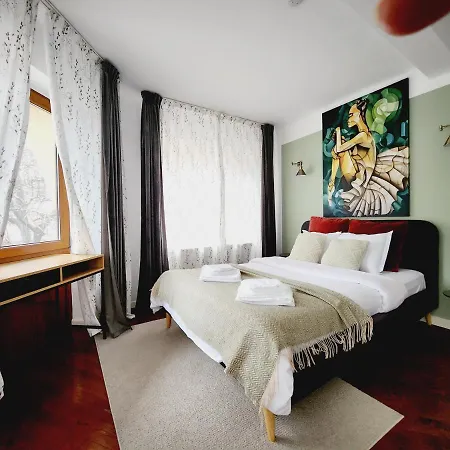 Apartament The-point Lovely In Center Of